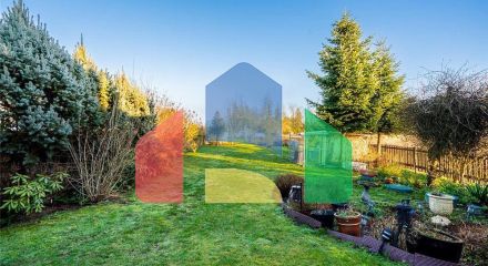 Residential - Single Family Home - Surrey, Canada - Canada