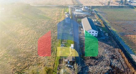 Residential - Single Family Home - Surrey, Canada - Canada