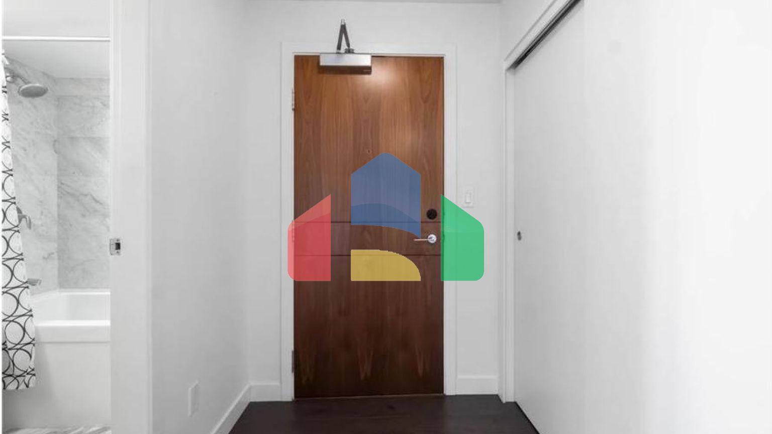 Residential - Single Family Home - Surrey, Canada - Canada