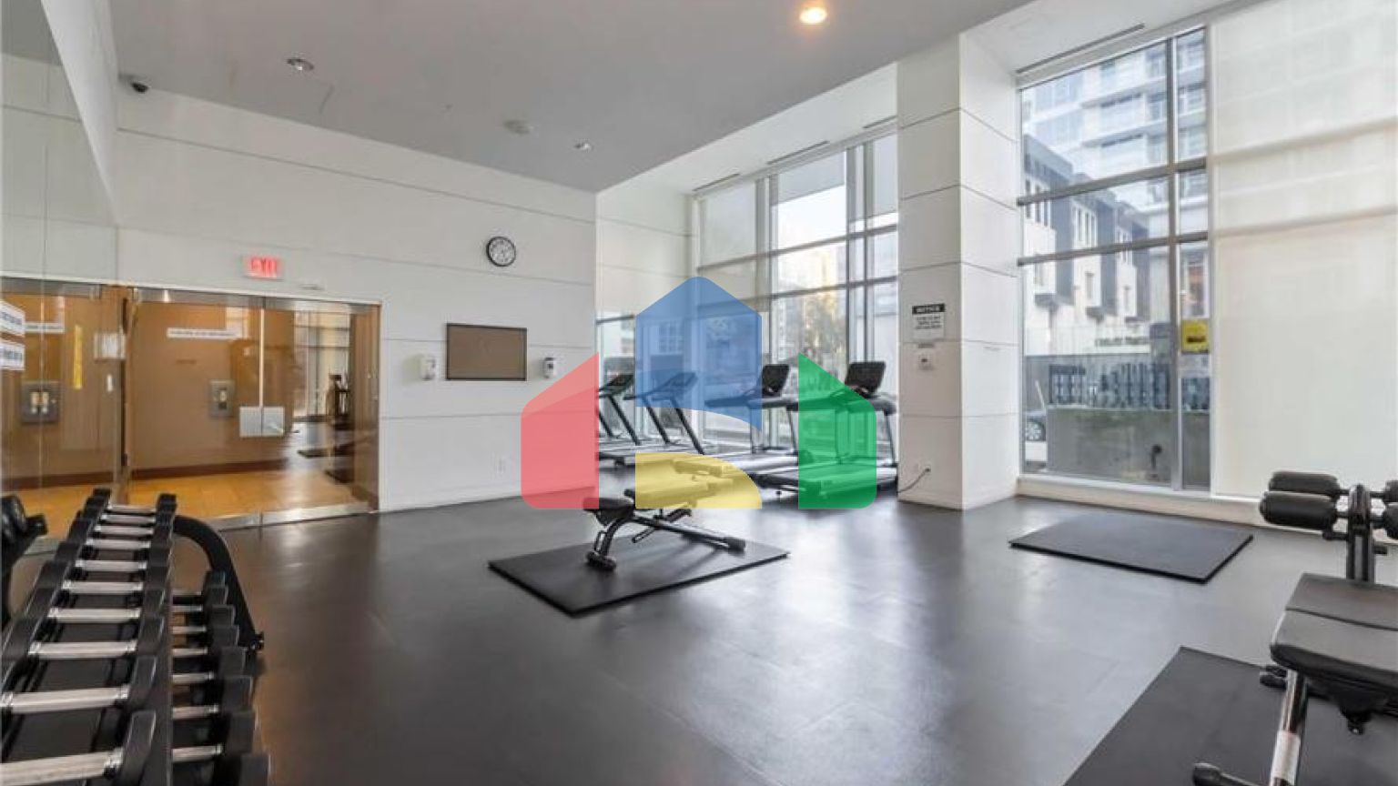 Residential - Single Family Home - Surrey, Canada - Canada