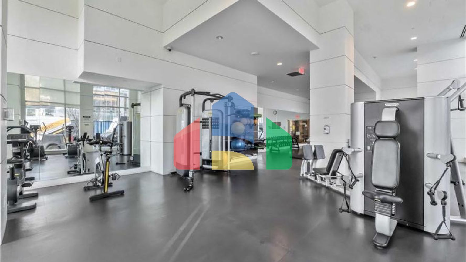 Residential - Single Family Home - Surrey, Canada - Canada