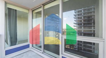 Residential - Single Family Home - Surrey, Canada - Canada