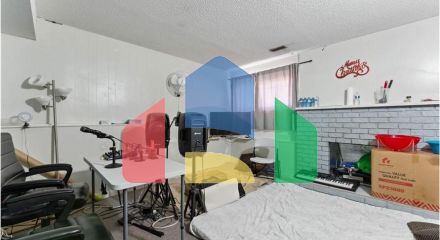 Residential - Single Family Home - Surrey, Canada - Canada