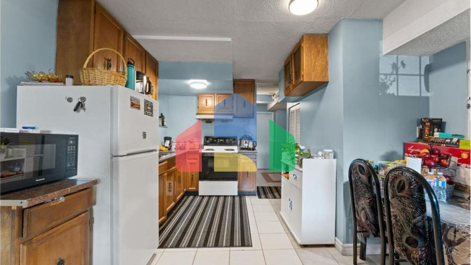 Residential - Single Family Home - Surrey, Canada - Canada