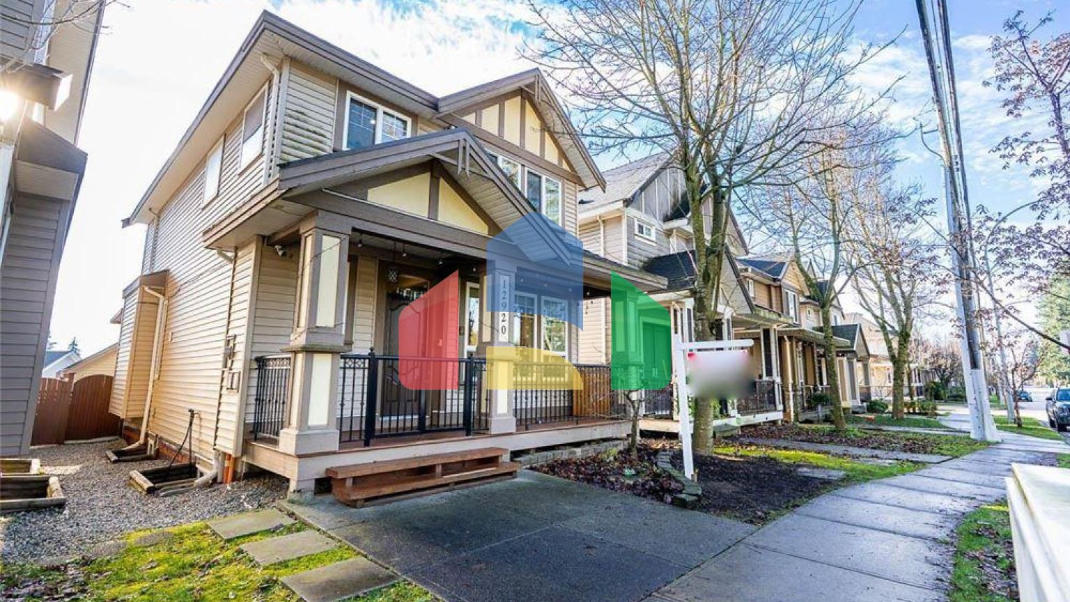 Residential - Single Family Home - Surrey, Canada - Canada