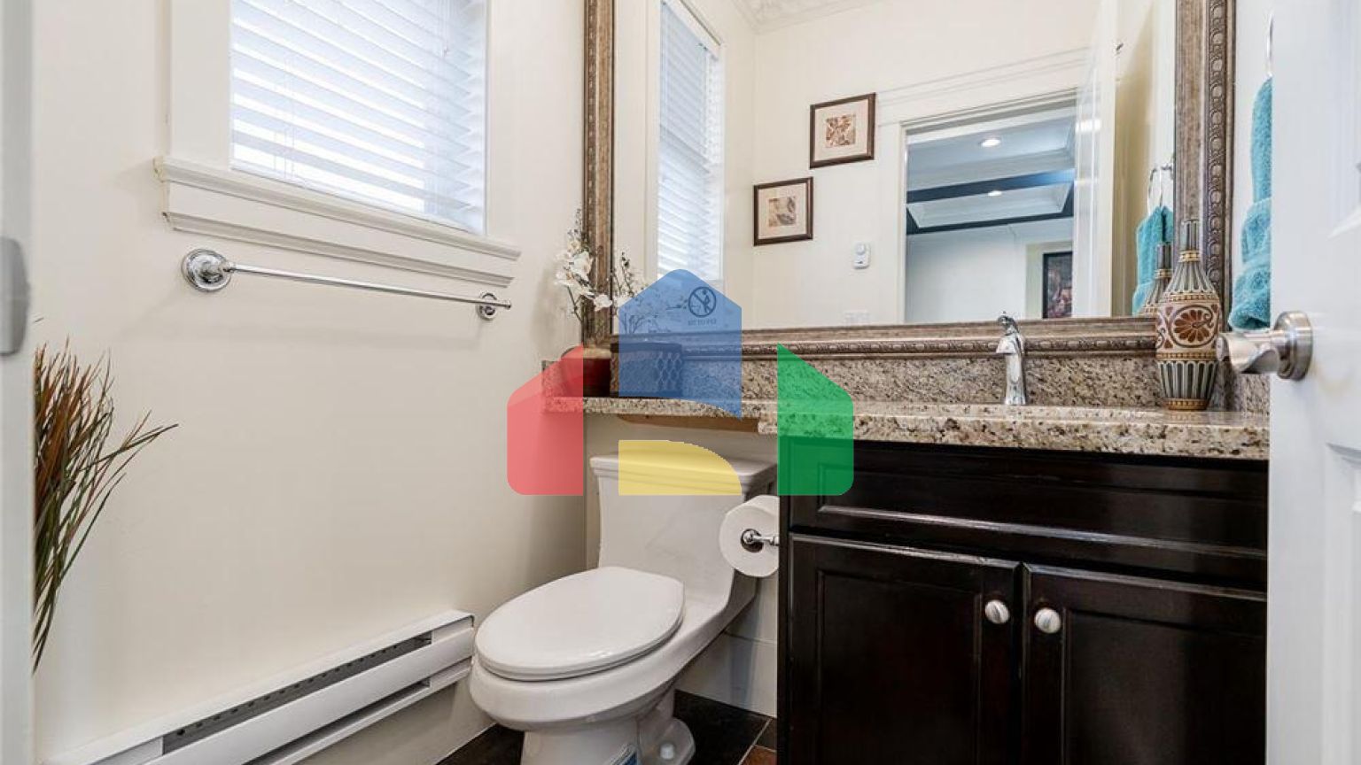 Residential - Single Family Home - Surrey, Canada - Canada