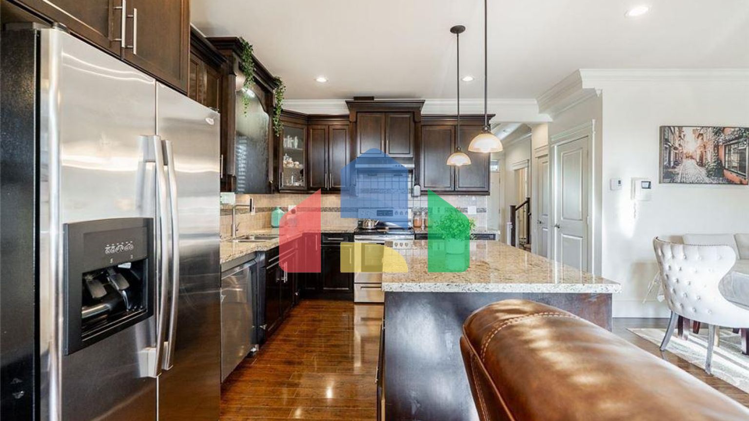 Residential - Single Family Home - Surrey, Canada - Canada