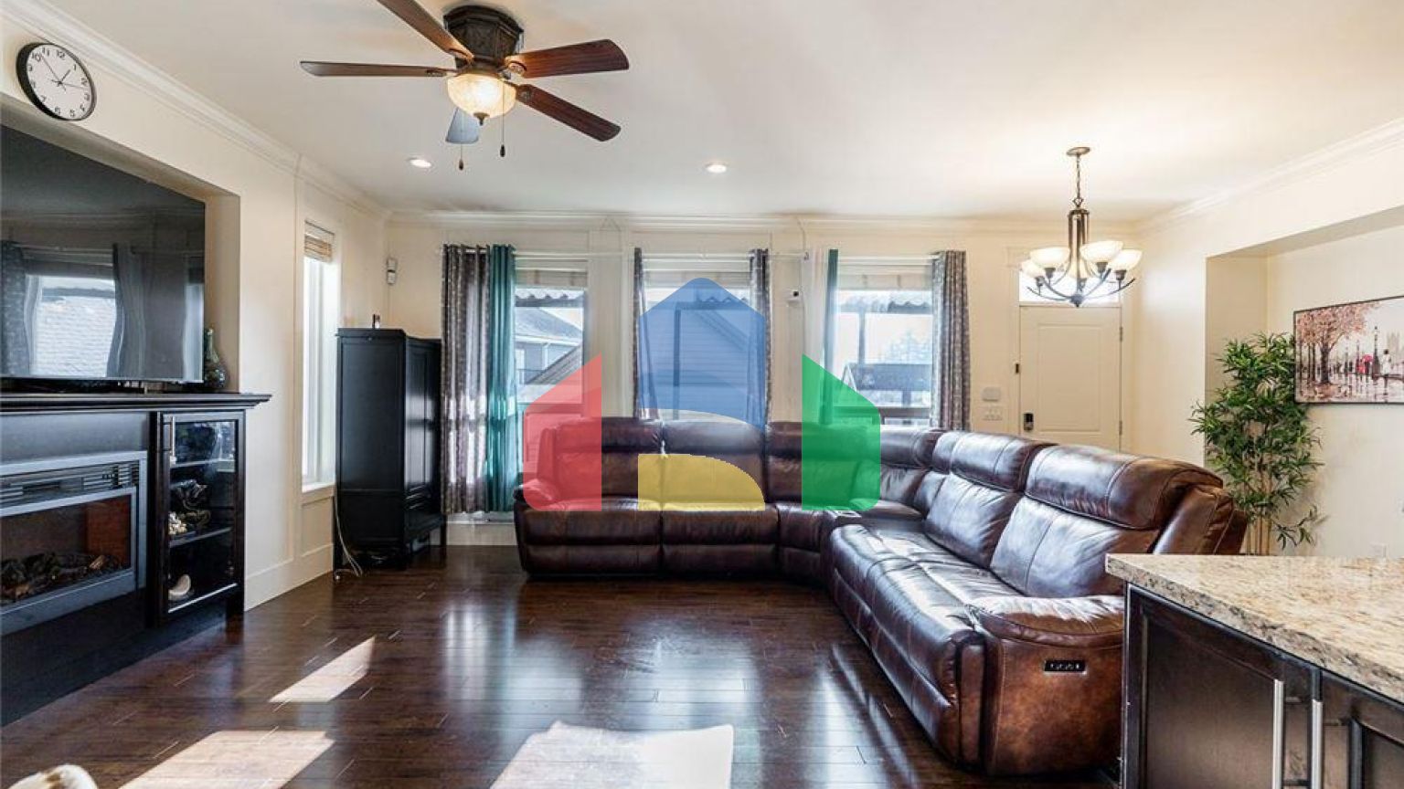 Residential - Single Family Home - Surrey, Canada - Canada