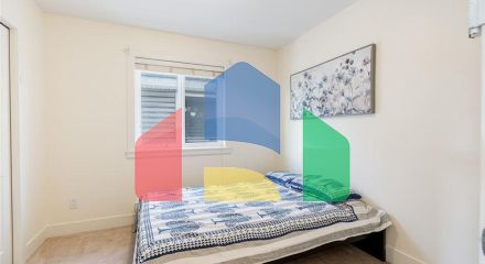 Residential - Single Family Home - Surrey, Canada - Canada