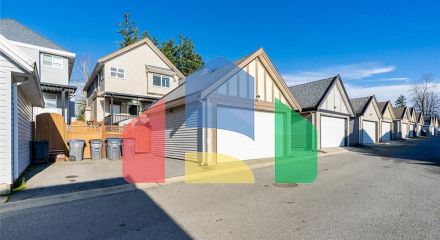 Residential - Single Family Home - Surrey, Canada - Canada