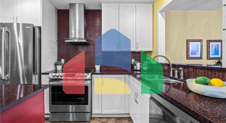 Residential - Townhouse - Surrey, Canada - Canada