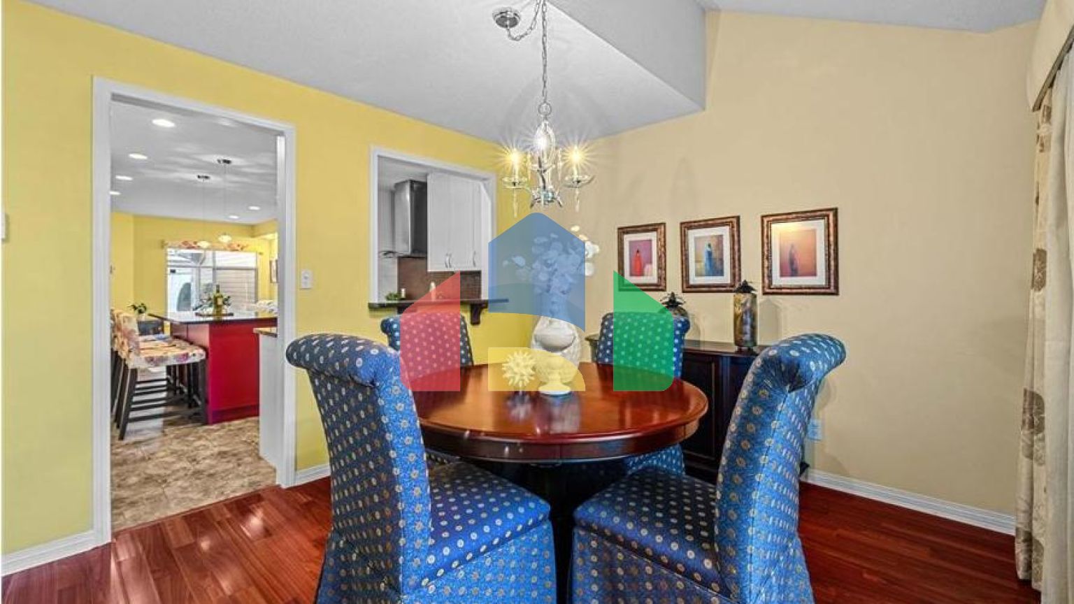 Residential - Townhouse - Surrey, Canada - Canada