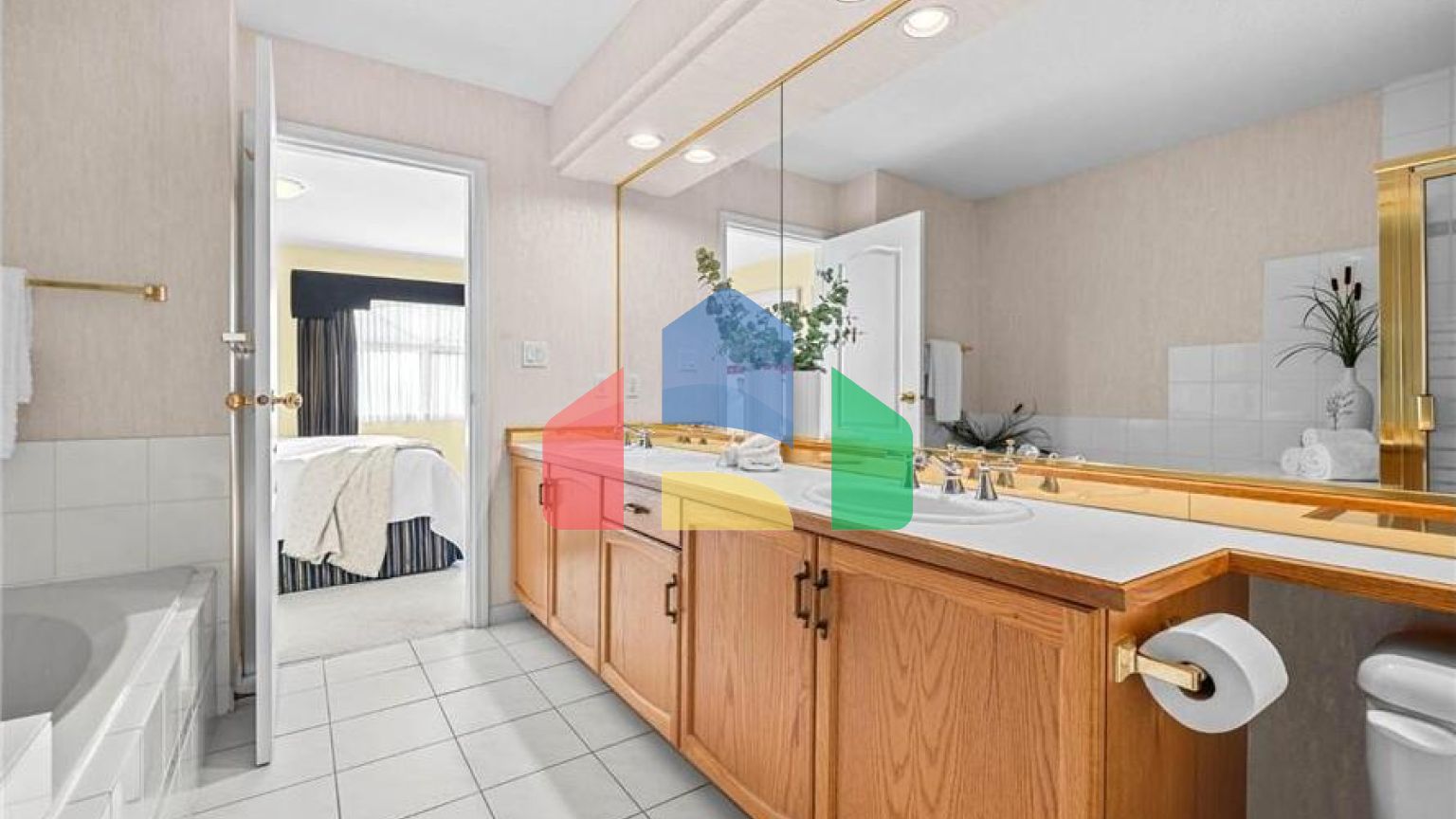 Residential - Townhouse - Surrey, Canada - Canada