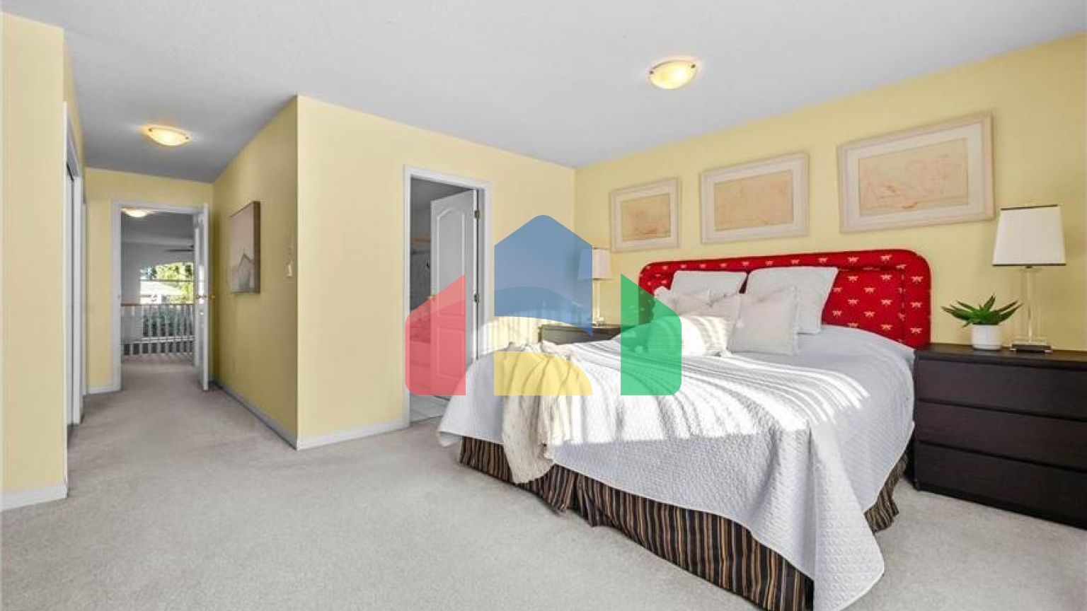 Residential - Townhouse - Surrey, Canada - Canada