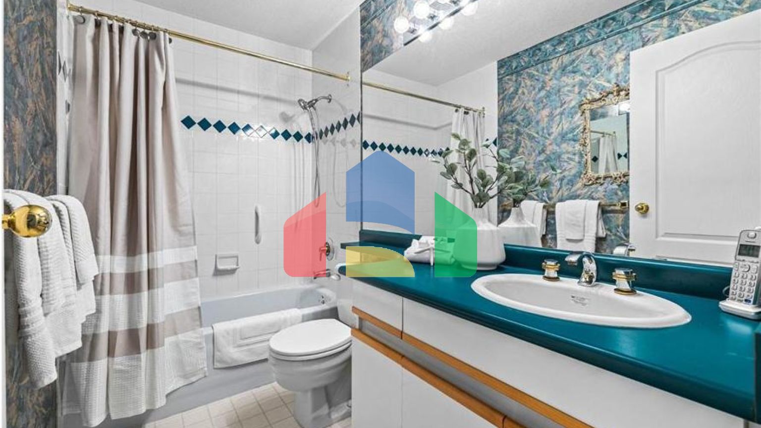 Residential - Townhouse - Surrey, Canada - Canada