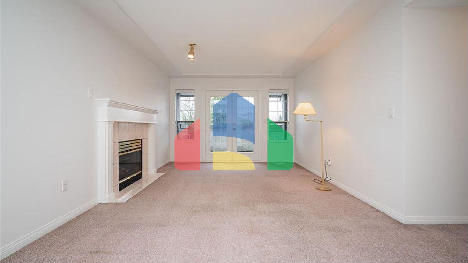 Residential - Single Family Home - Surrey, Canada - Canada