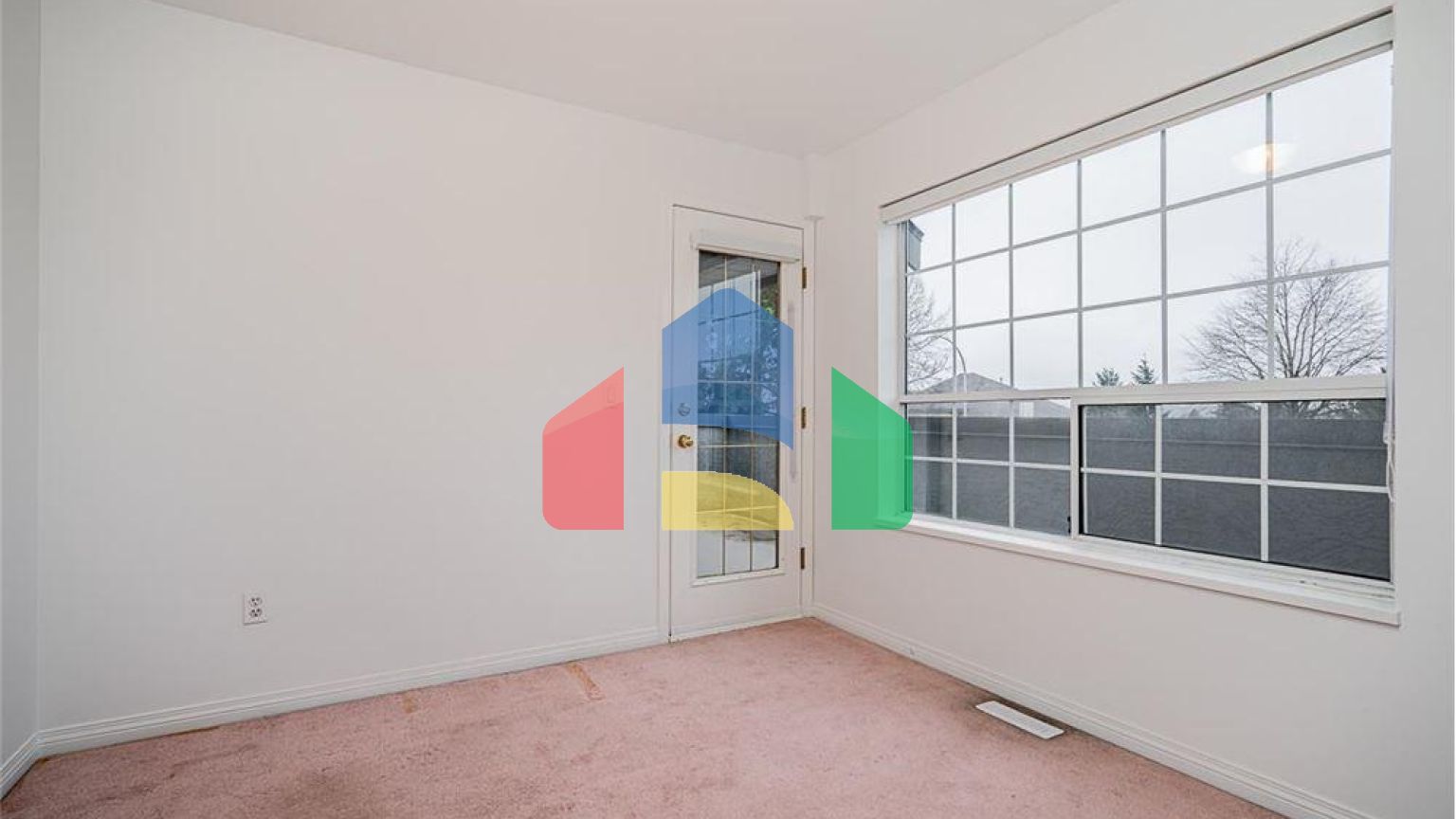 Residential - Single Family Home - Surrey, Canada - Canada