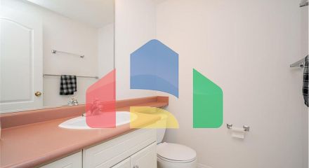 Residential - Single Family Home - Surrey, Canada - Canada