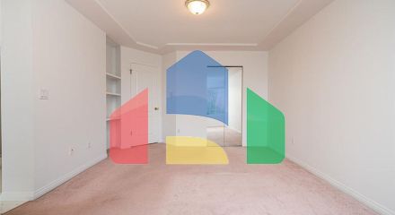 Residential - Single Family Home - Surrey, Canada - Canada