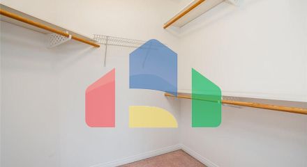 Residential - Single Family Home - Surrey, Canada - Canada