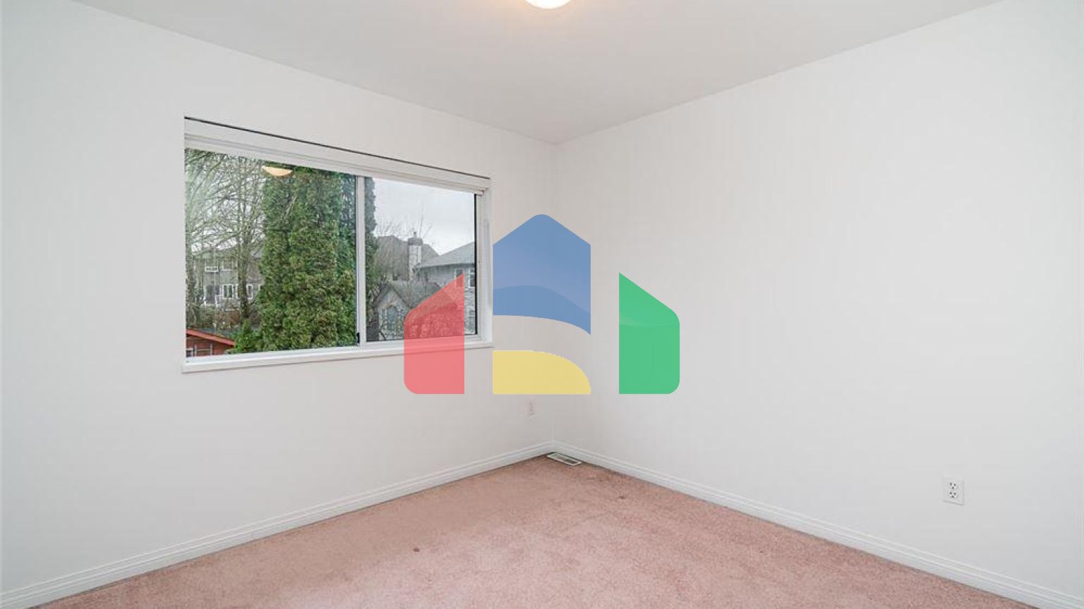 Residential - Single Family Home - Surrey, Canada - Canada