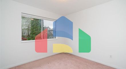 Residential - Single Family Home - Surrey, Canada - Canada