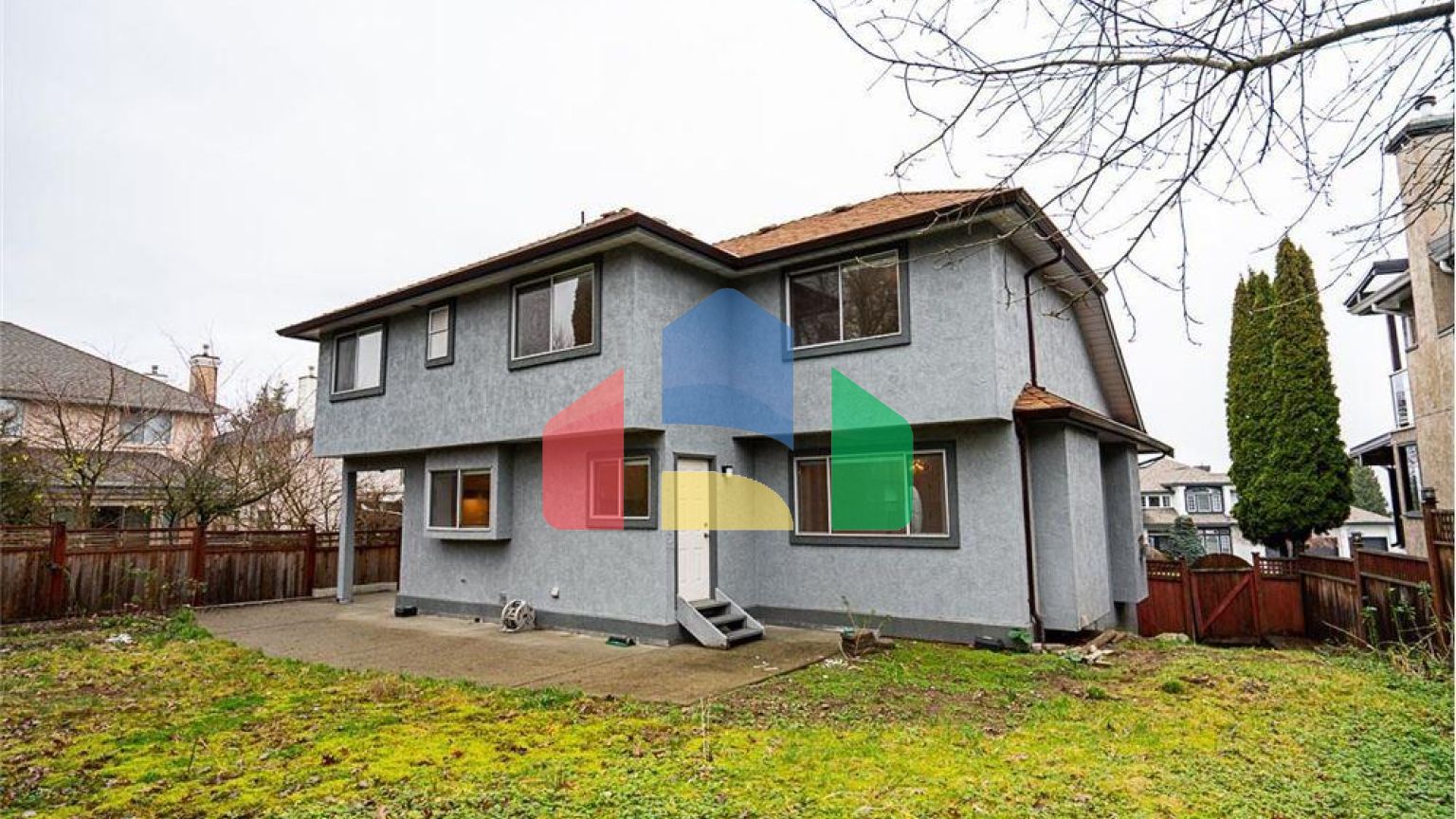 Residential - Single Family Home - Surrey, Canada - Canada