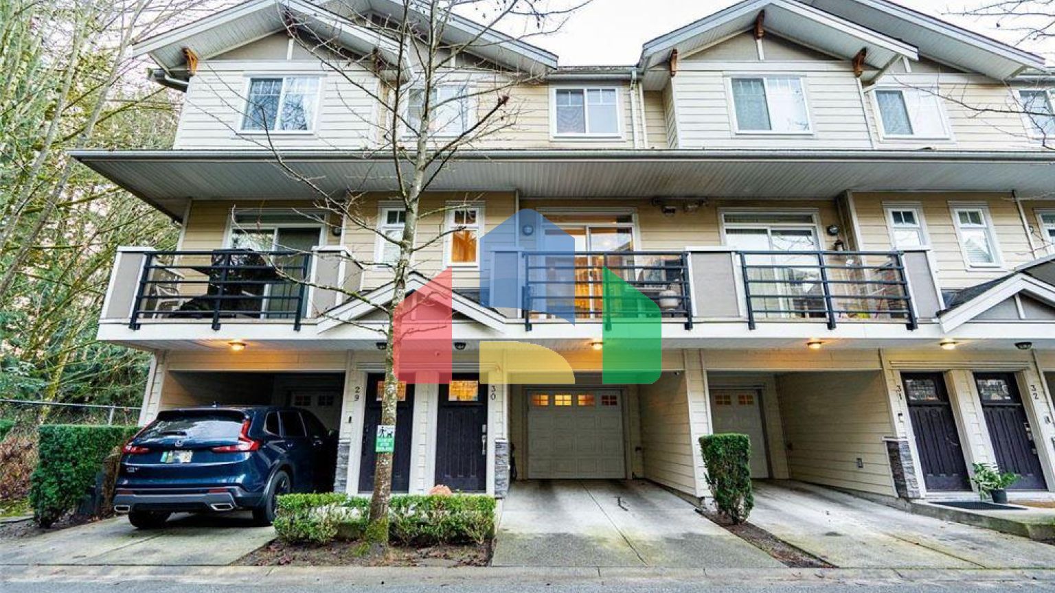 Residential - Single Family Home - Surrey, Canada - Canada