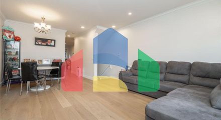 Residential - Single Family Home - Surrey, Canada - Canada