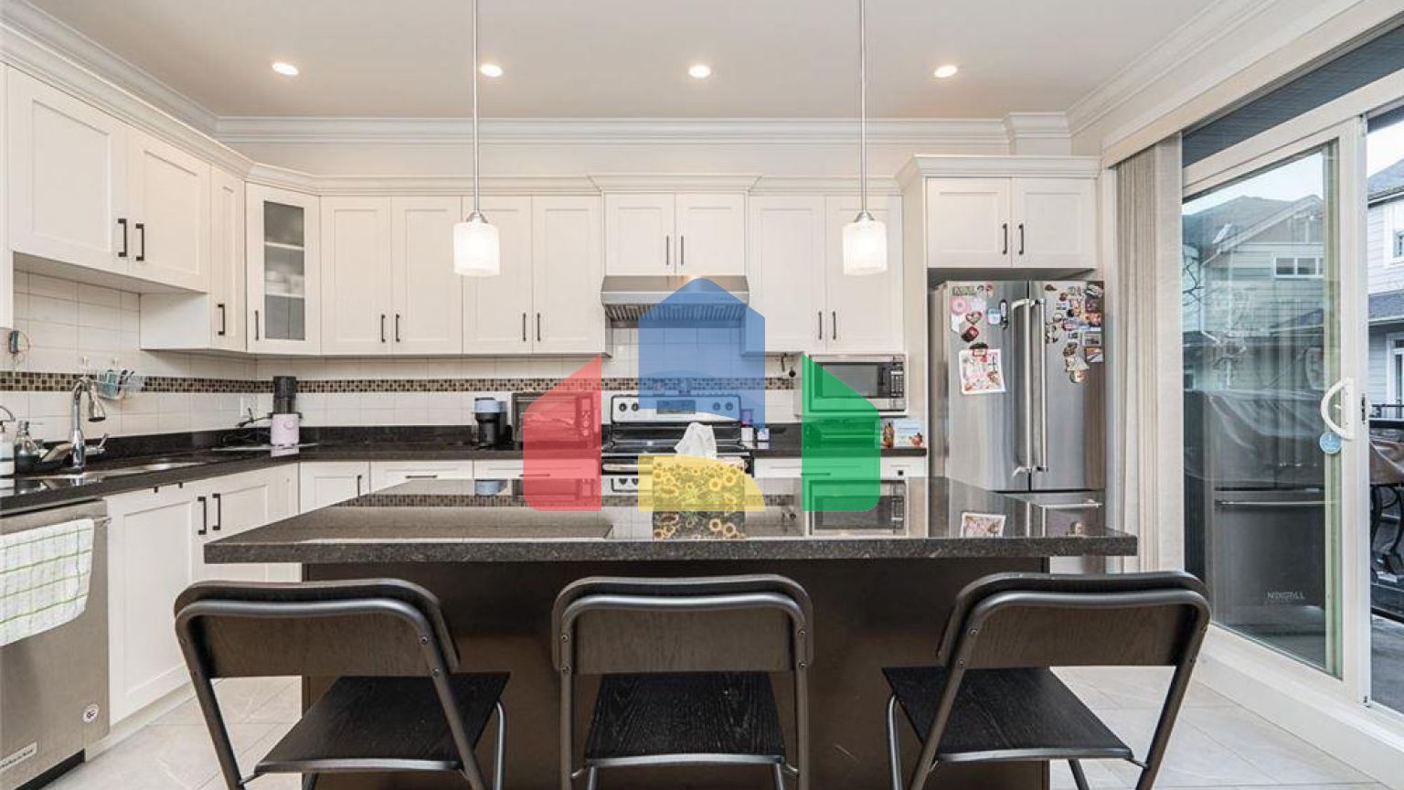 Residential - Single Family Home - Surrey, Canada - Canada