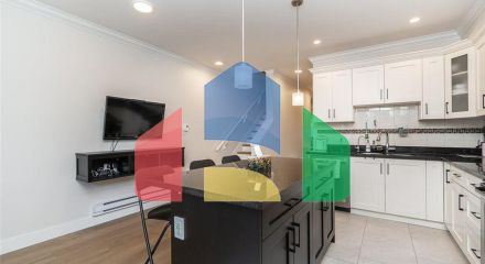 Residential - Single Family Home - Surrey, Canada - Canada