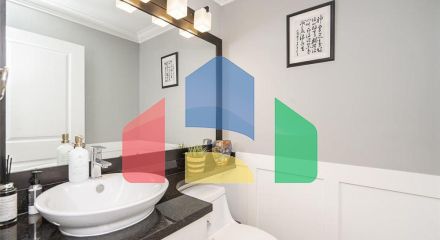 Residential - Single Family Home - Surrey, Canada - Canada