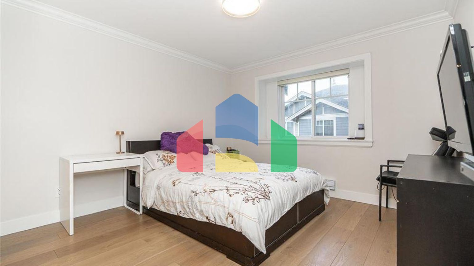 Residential - Single Family Home - Surrey, Canada - Canada