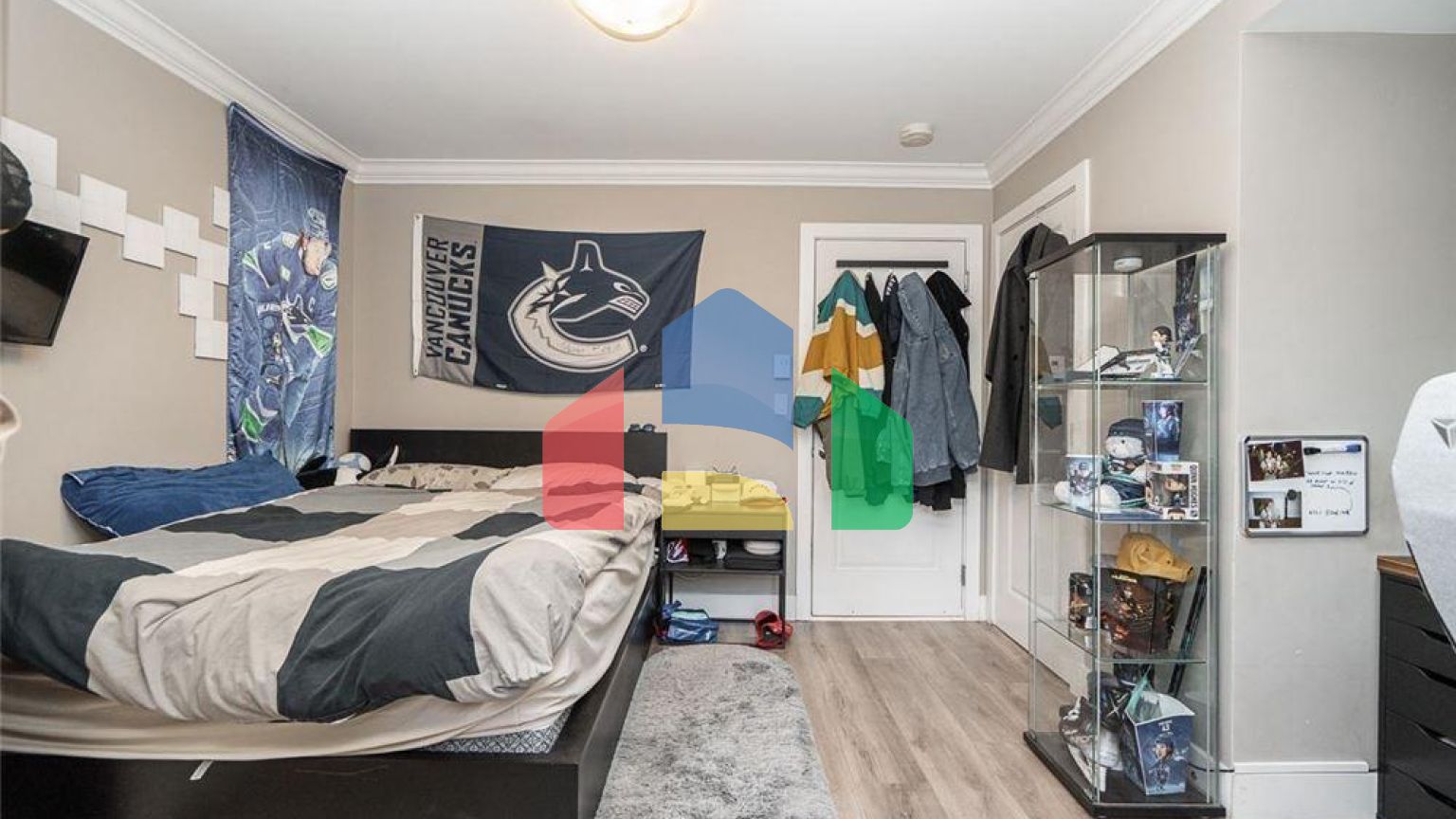 Residential - Single Family Home - Surrey, Canada - Canada