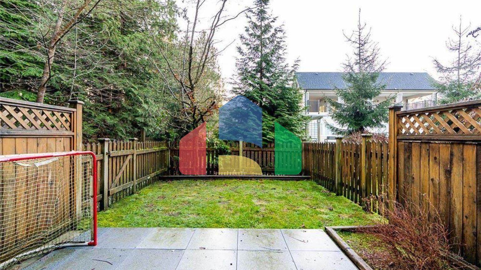 Residential - Single Family Home - Surrey, Canada - Canada