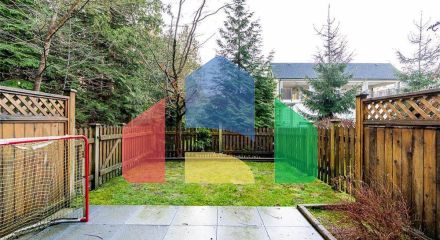 Residential - Single Family Home - Surrey, Canada - Canada