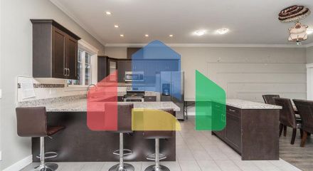 Residential - Single Family Home - Surrey, Canada - Canada