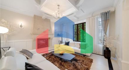 Residential - Single Family Home - Surrey, Canada - Canada