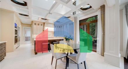 Residential - Single Family Home - Surrey, Canada - Canada