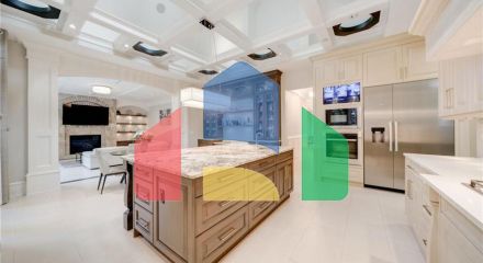 Residential - Single Family Home - Surrey, Canada - Canada