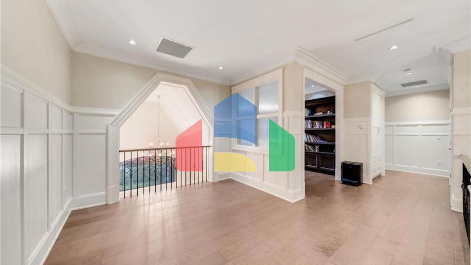 Residential - Single Family Home - Surrey, Canada - Canada