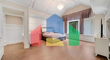 Residential - Single Family Home - Surrey, Canada - Canada