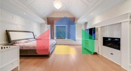 Residential - Single Family Home - Surrey, Canada - Canada