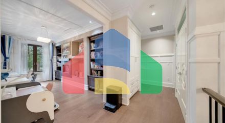 Residential - Single Family Home - Surrey, Canada - Canada