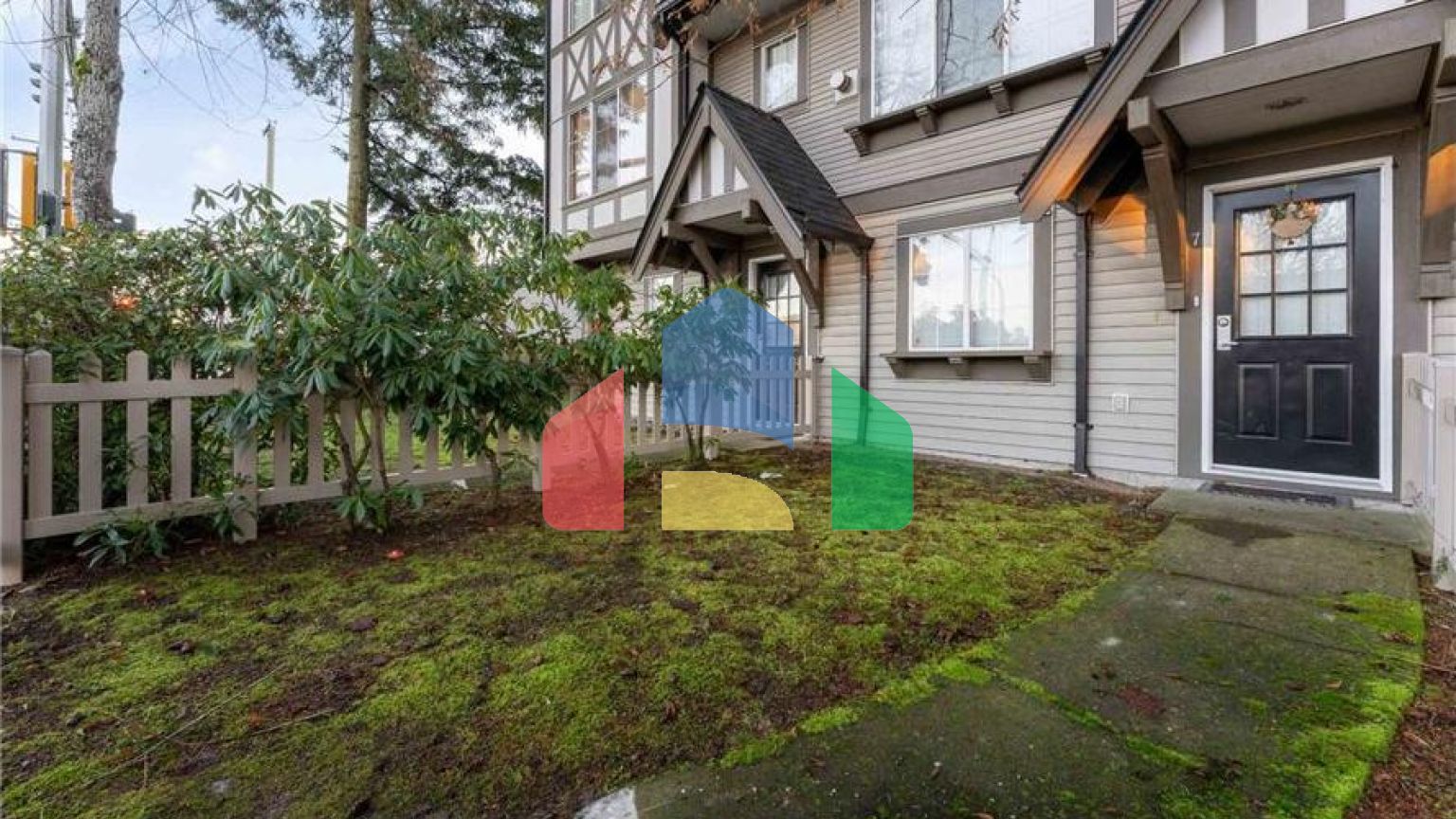 Residential - Townhouse - Surrey, Canada - Canada