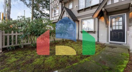 Residential - Townhouse - Surrey, Canada - Canada