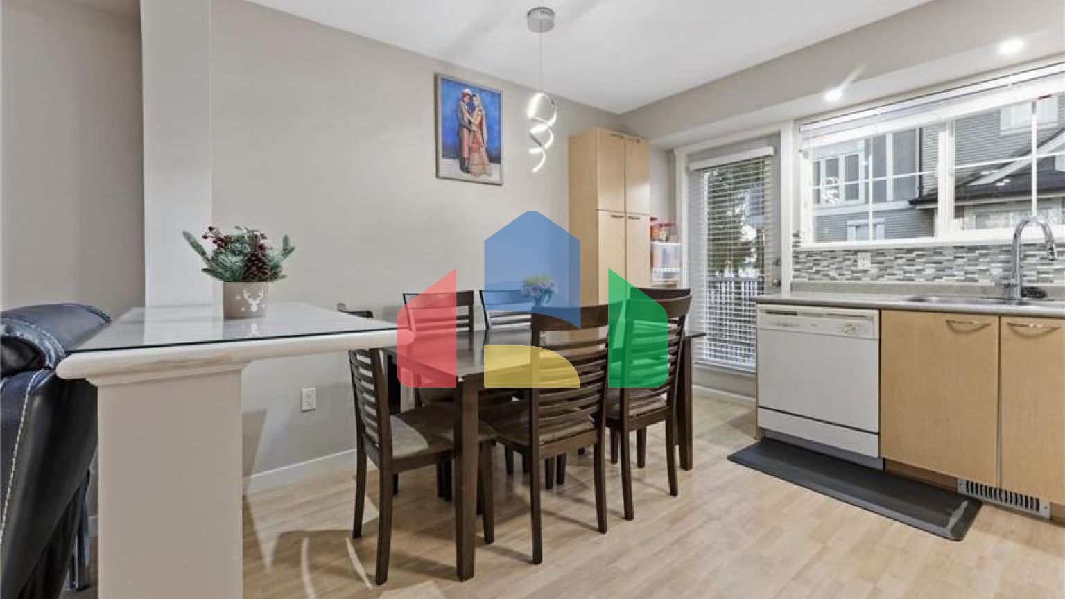 Residential - Townhouse - Surrey, Canada - Canada