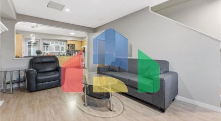 Residential - Townhouse - Surrey, Canada - Canada