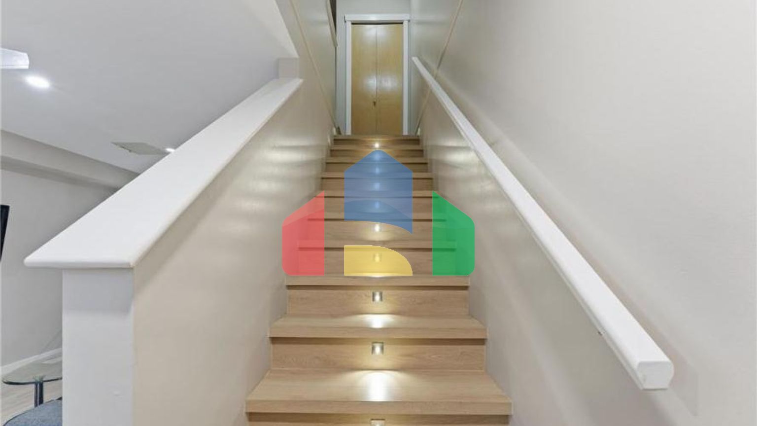 Residential - Townhouse - Surrey, Canada - Canada