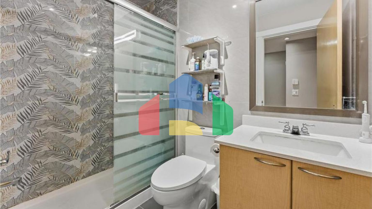 Residential - Townhouse - Surrey, Canada - Canada